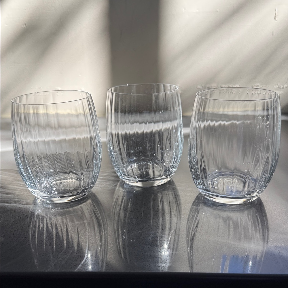 Stylish Clear Glass Tumbler Trio